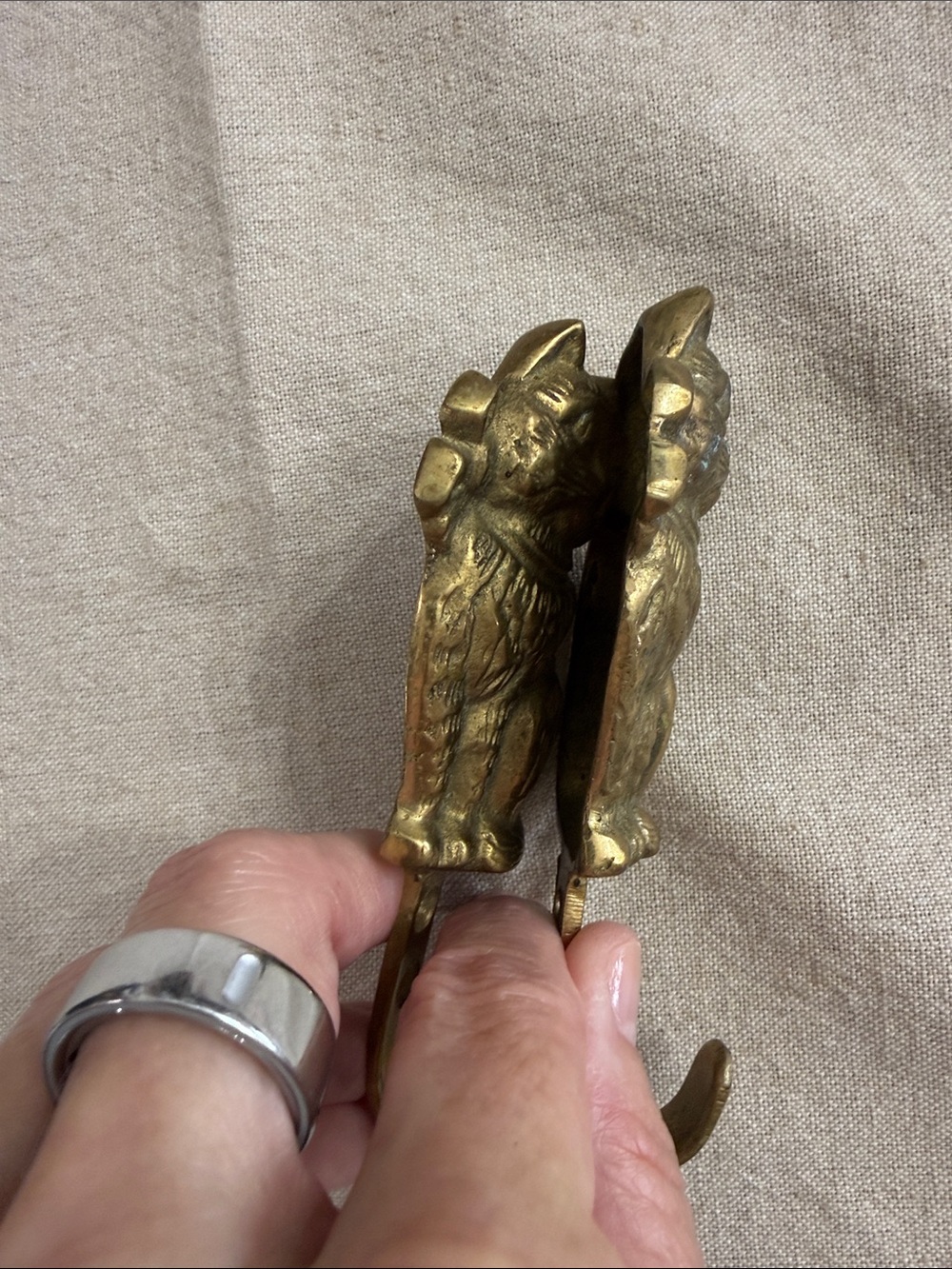 Vintage Brass Lucky Cat Wall Hooks Set of 2 Maneki Neko Kitty Decor - Picture 3 of 4